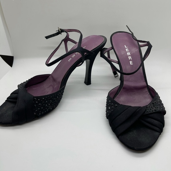 Lerre Heels - Picture 2 of 7